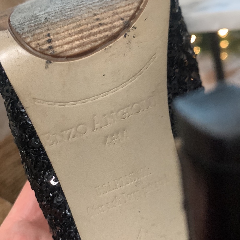 Sequenced Shoes - Picture 7 of 7